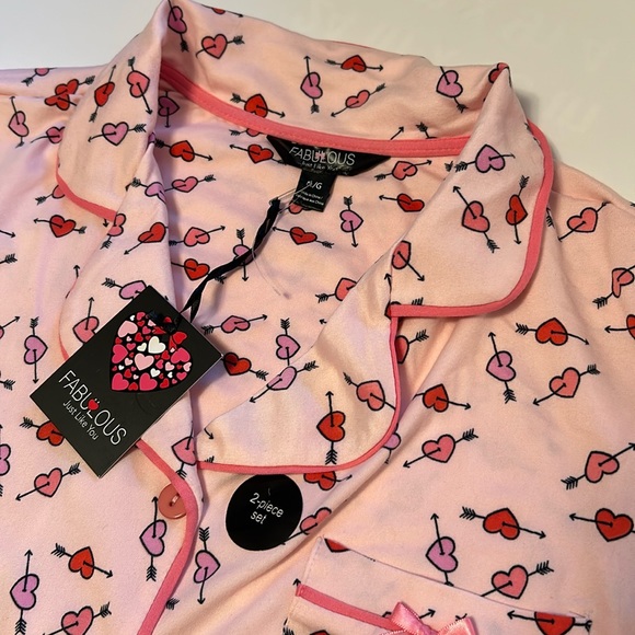FABULOUS 2 pc Valentines Hearts pajama set Women’s Large - Picture 2 of 13